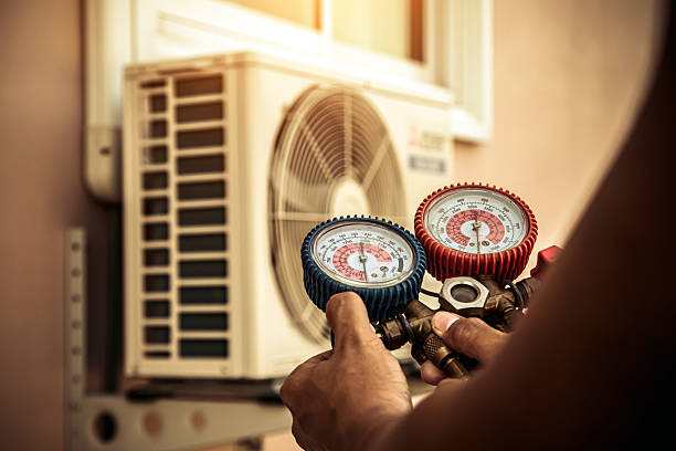 Professional Hvac technician working in Westville, OH